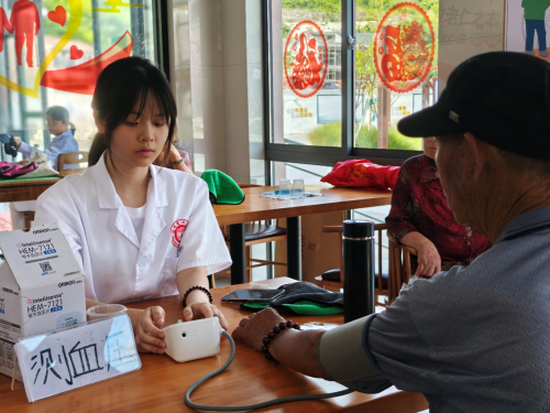 践行医者初心路:温医大仁济学子海岛七月支医活动纪实